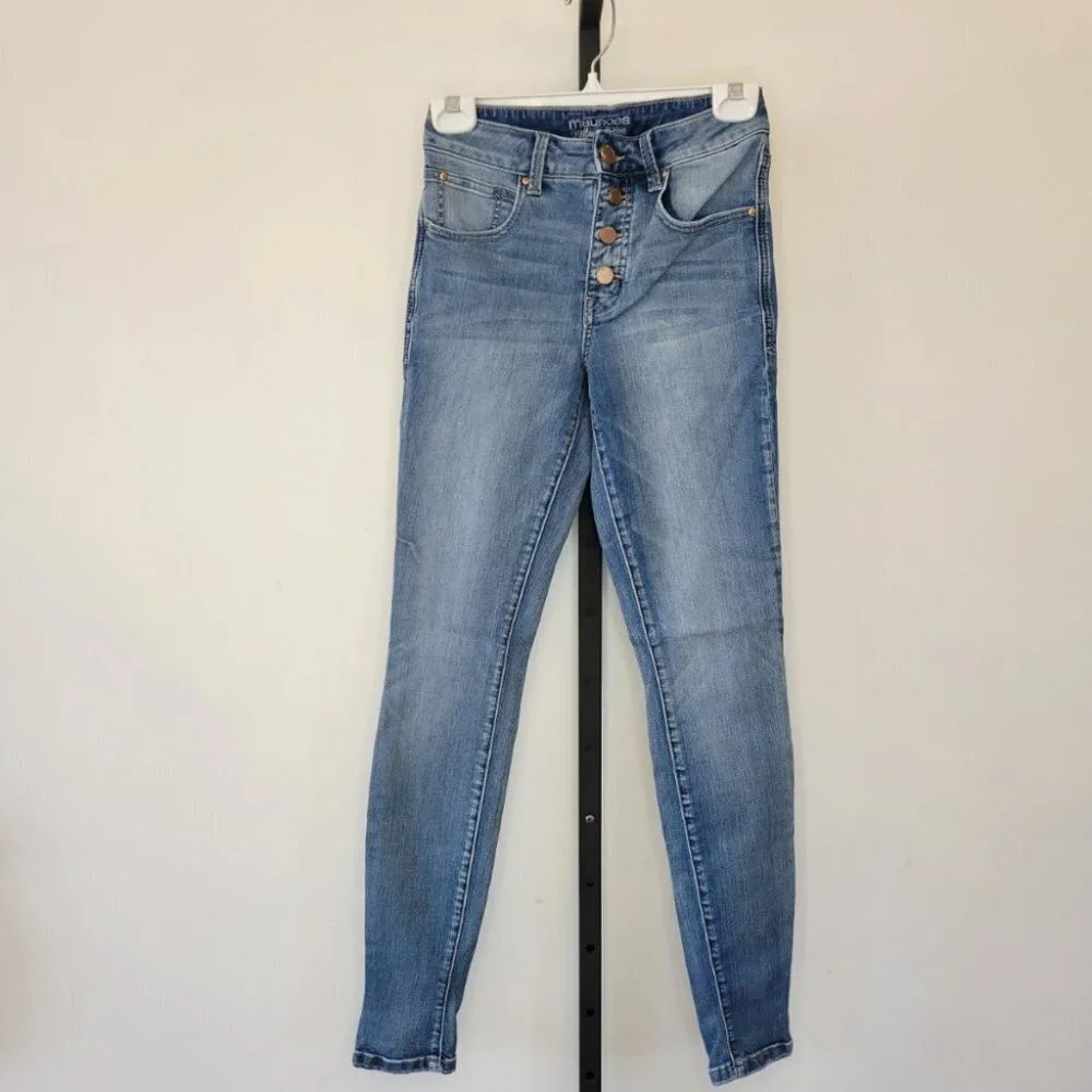 Maurices Everflex High Rise Stretch Jeans Size 2